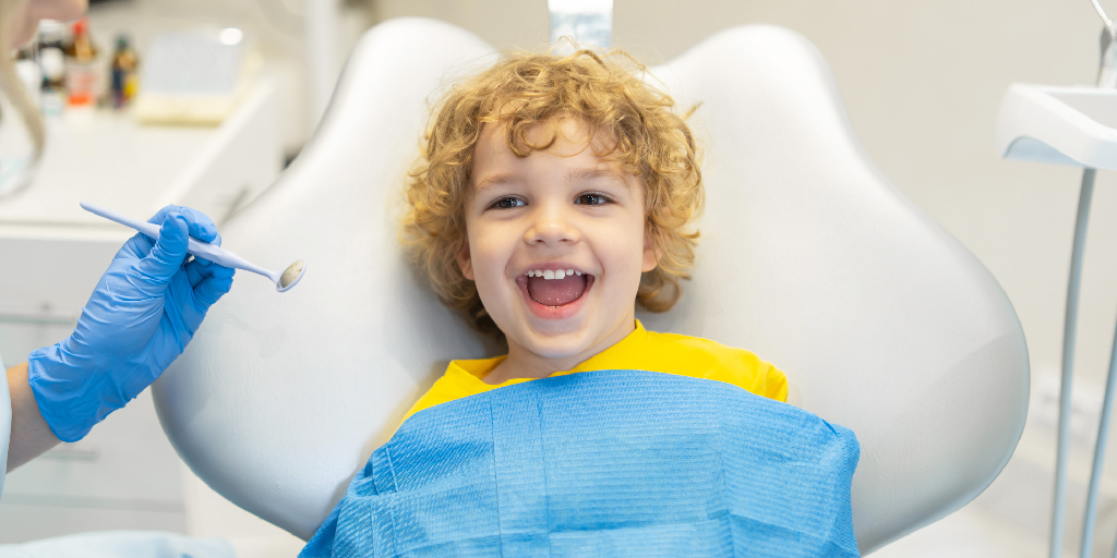 Odontopediatria: Com quantos anos inicia-se o acompanhamento dos dentes de uma criança?