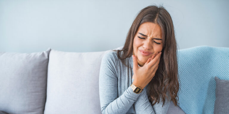 Conheça as 9 principais causas da dor de dente